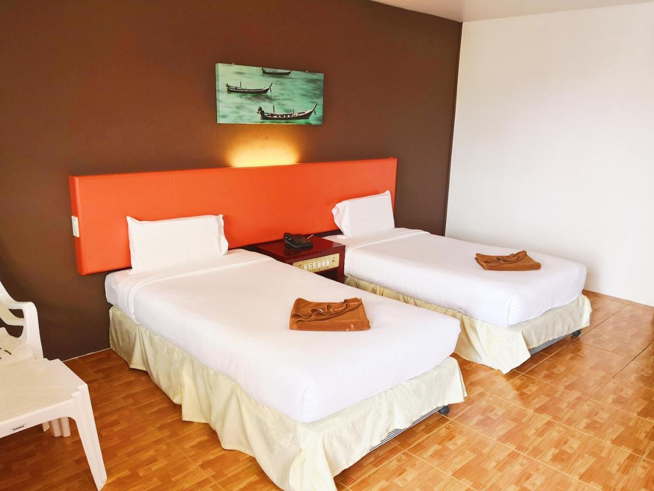 Patong 7Days Premium Hotel Phuket Ngoại thất bức ảnh