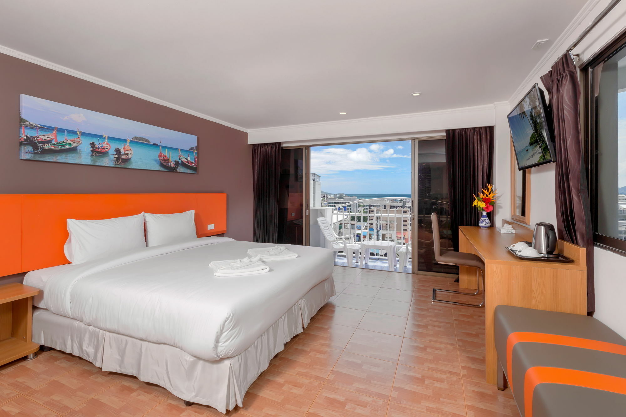 Patong 7Days Premium Hotel Phuket Ngoại thất bức ảnh