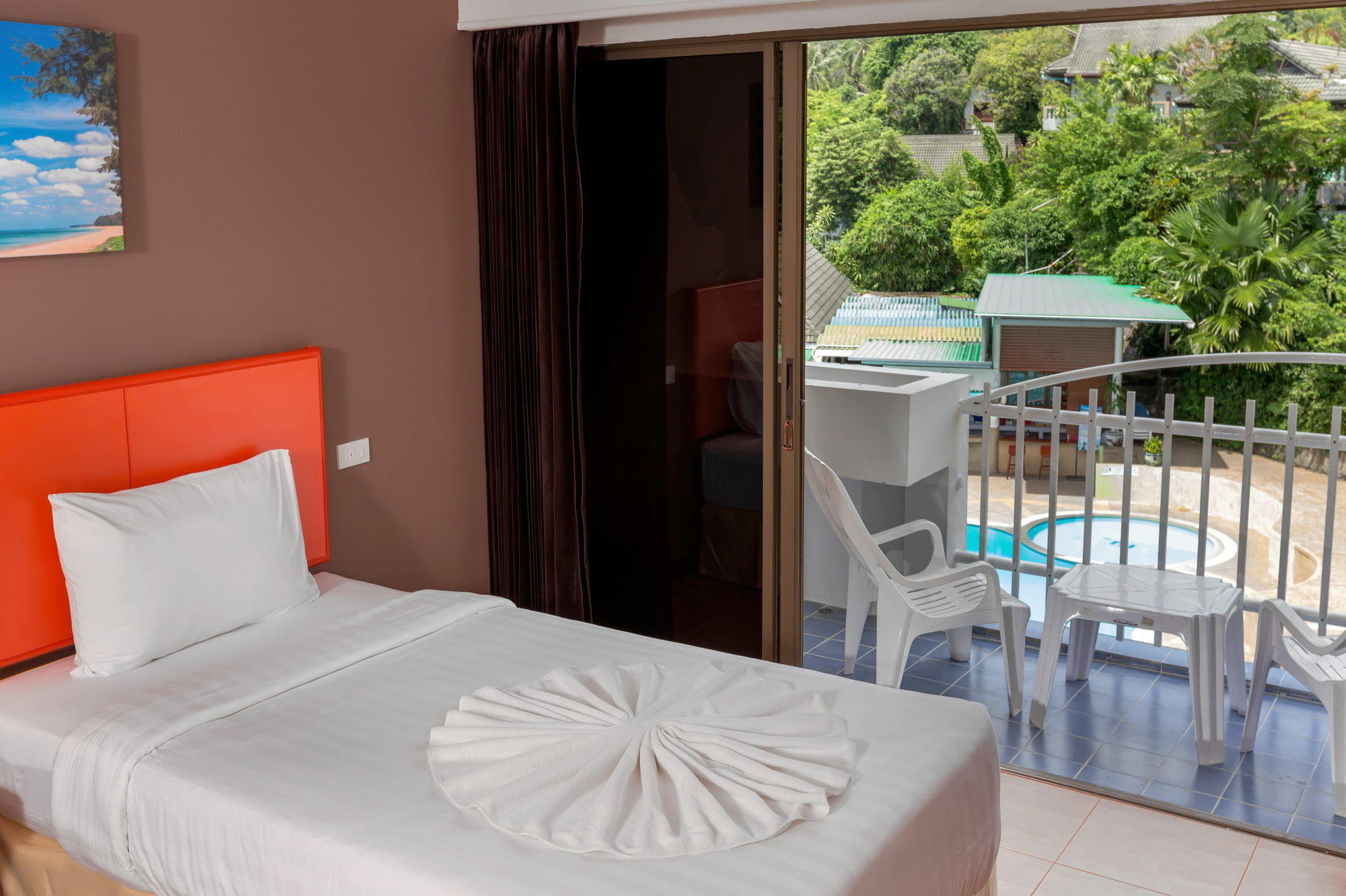 Patong 7Days Premium Hotel Phuket Ngoại thất bức ảnh