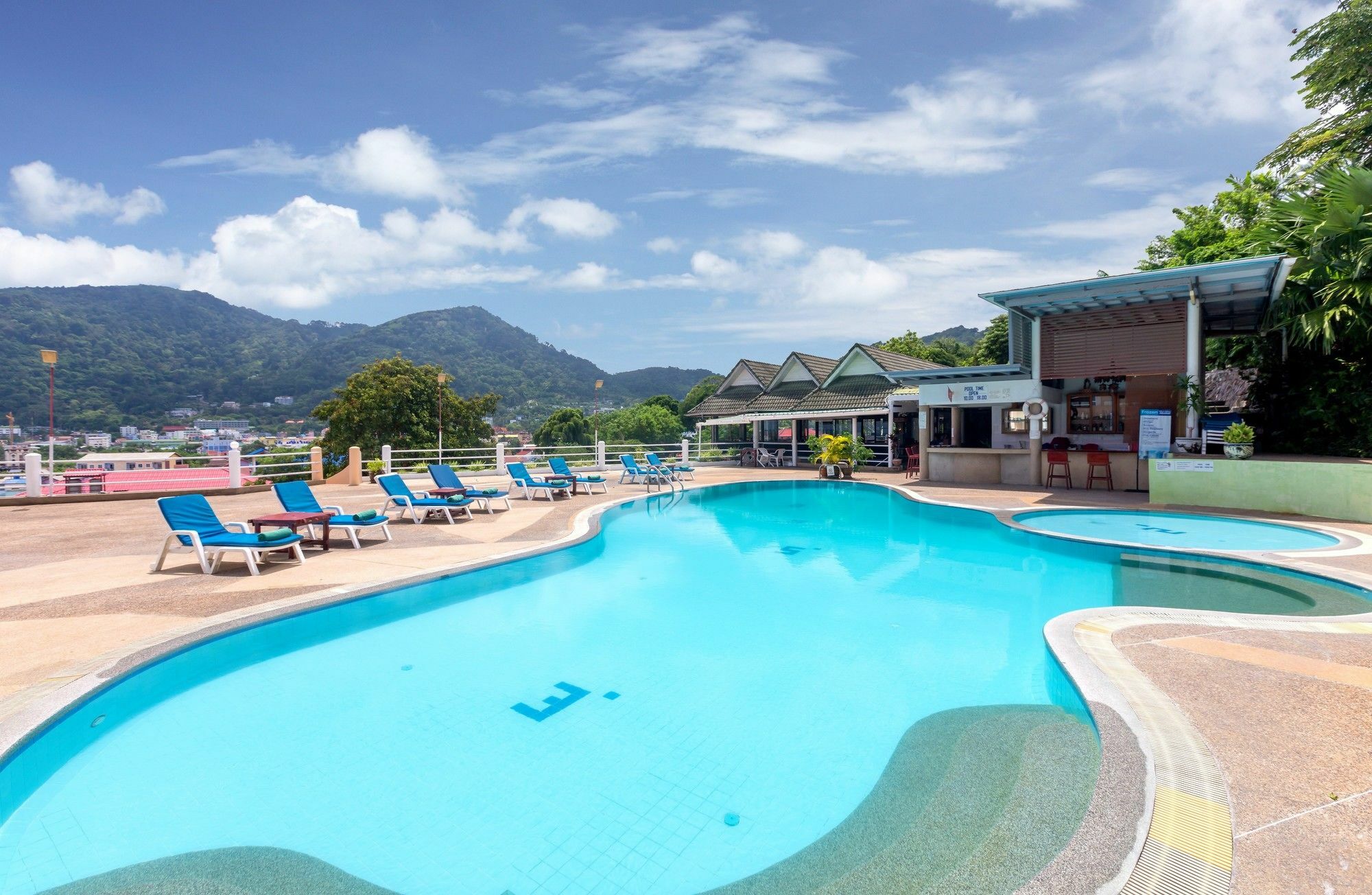 Patong 7Days Premium Hotel Phuket Ngoại thất bức ảnh